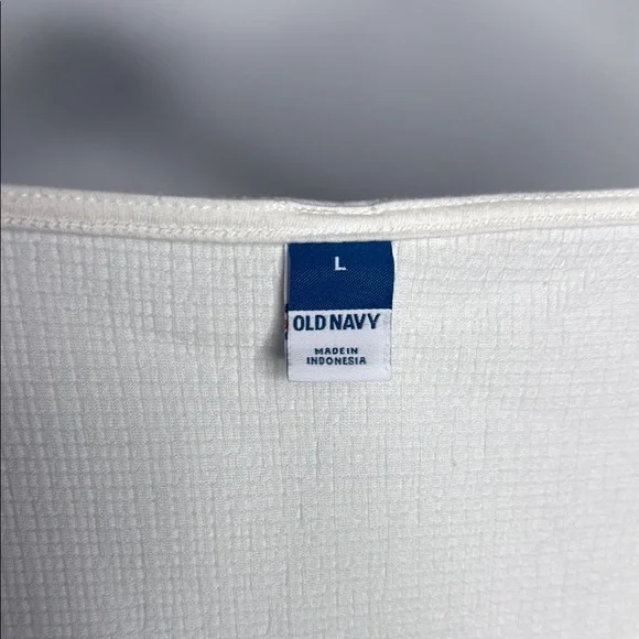 Old Navy Cream Smocked Peplum Blouse Cap Sleeves - Picture 2 of 4